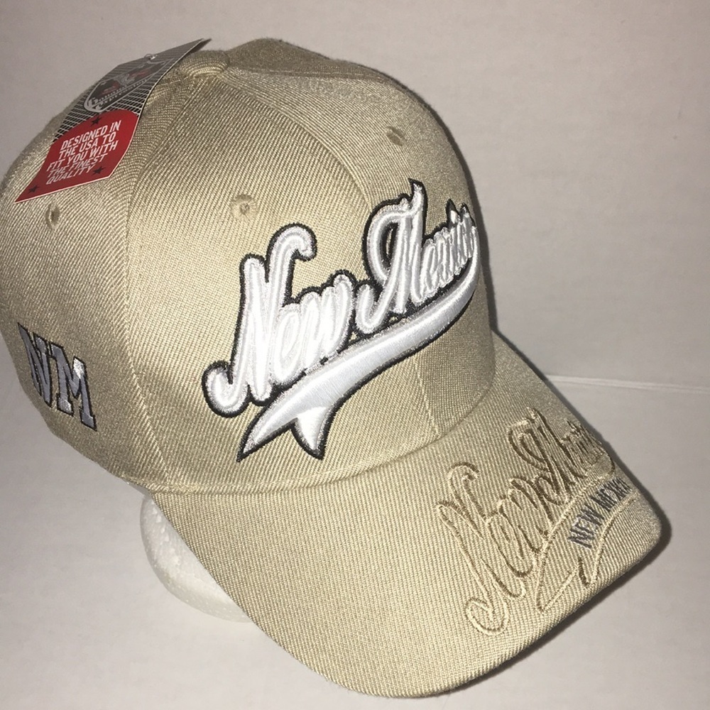NWT Banana Expressions Tan Adjustable Cap “New Mexico”